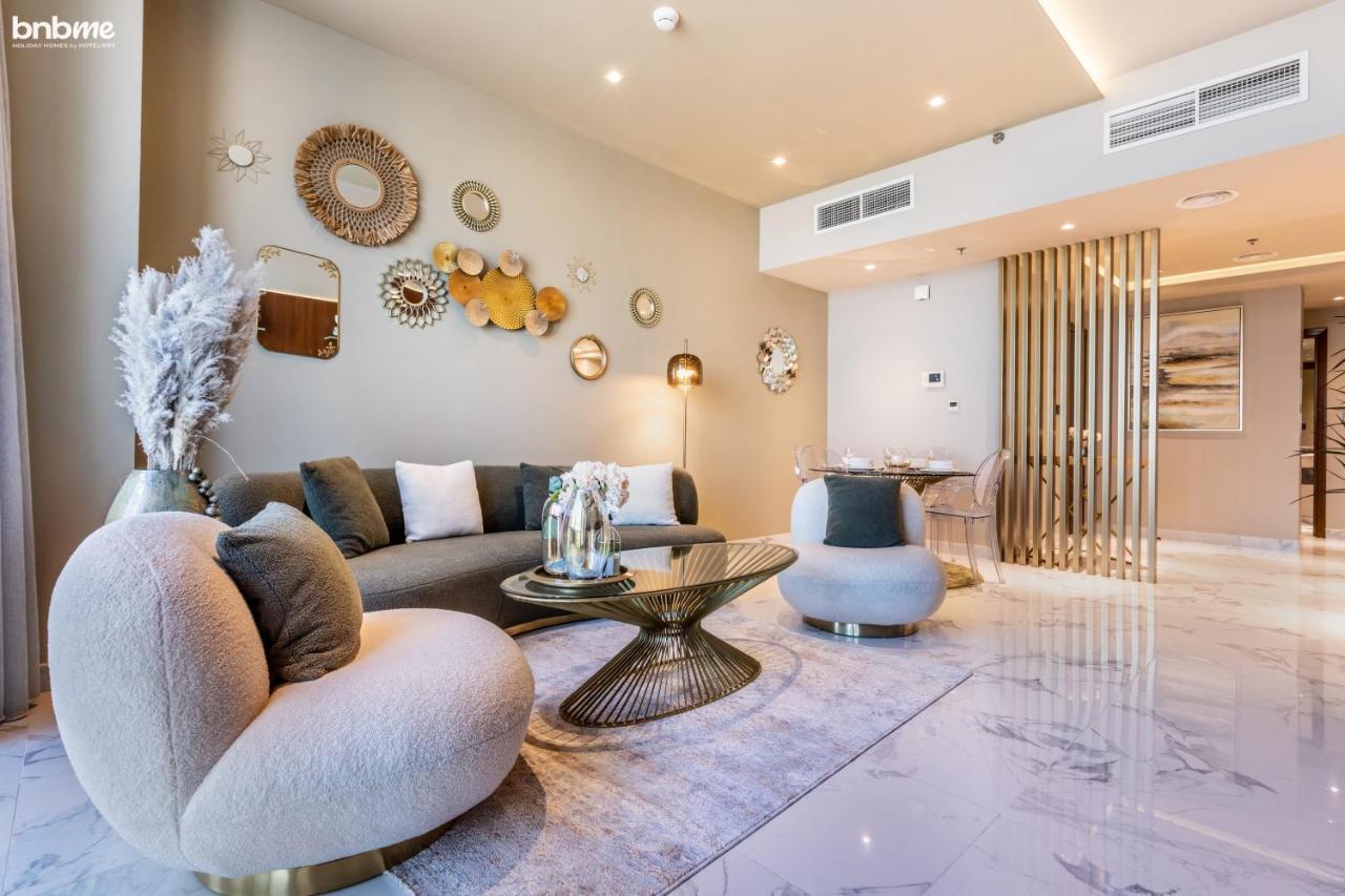 Bnbmehomes - Luxury 2B Apt - Al Habtoor - Amna Tower - 5044 Дубай Екстериор снимка