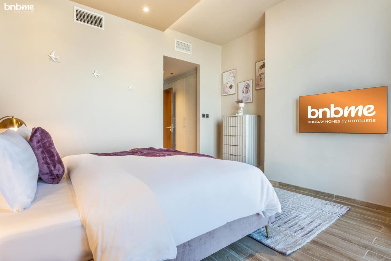Bnbmehomes - Luxury 2B Apt - Al Habtoor - Amna Tower - 5044 Дубай Екстериор снимка